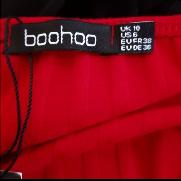 BOOHOO RED RIBBED OFF-THE-SHOULDER BODYCON DRESS - Picture 11 of 13